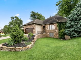 612 E Bayshore Dr, Ozark, MO 65721