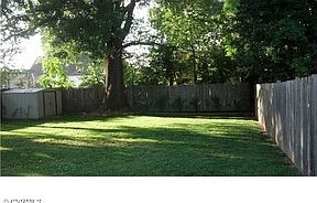 4th image of 416 Dick Ewell Ave