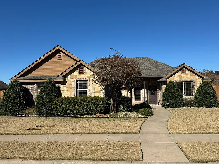 610 Benelli Dr — Photo 1