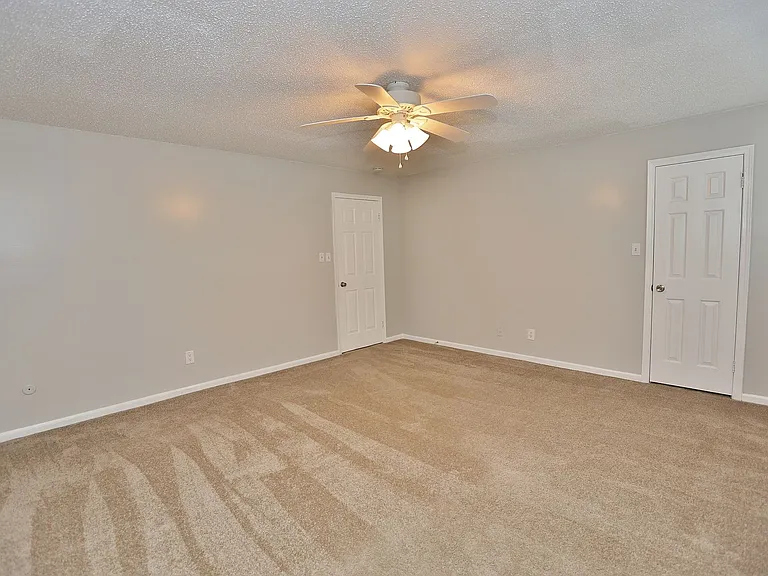 1207 Captain Adams Ct — Photo 19