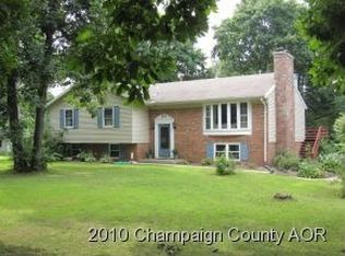 1170 Karen Dr, Monticello, IL 61856