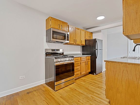 5th image of 1840 S Fairfield Ave #1850-2S