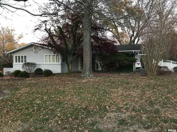 5584 Country Club Rd, Murphysboro, IL 62966