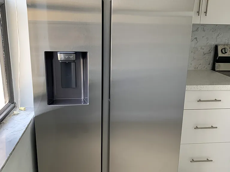 281 W Park Dr #2 — Photo 6