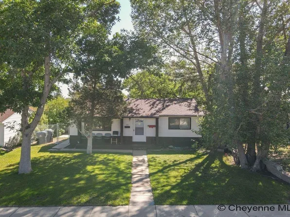 211 McComb Ave, Cheyenne, WY 82007