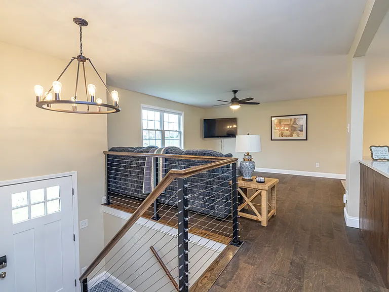 6200 Flaherty Rd — Photo 4