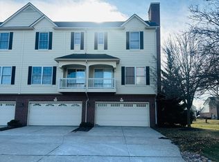 45663 N Stonewood Rd, Canton, MI 48187