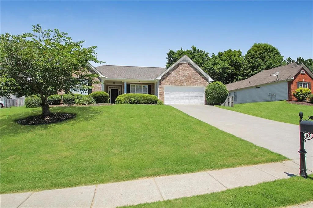 3 bed, 2.5 bath, 2123 sqft, $2,550 — Photo 1