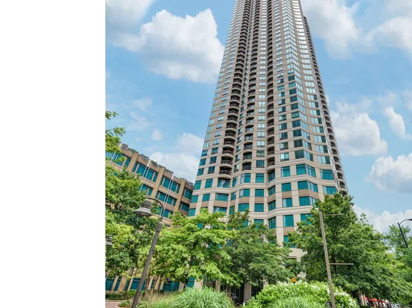 400 N La Salle St #3412, Chicago, IL 60605