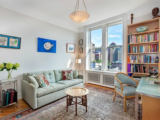 Sold by Sotheby's International Realty | media 4