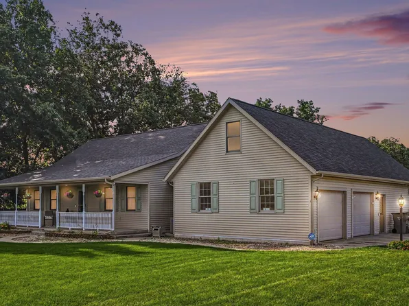 58030 Prairie Ridge Rd, Goshen, IN 46528