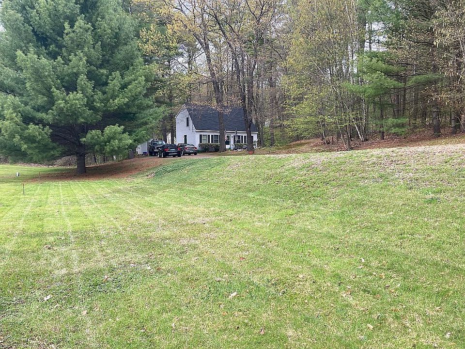 2nd image of 142 Woodland Rd