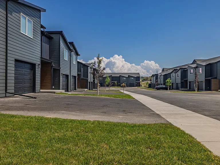 3383 Crosswind Ct #2 — Photo 34