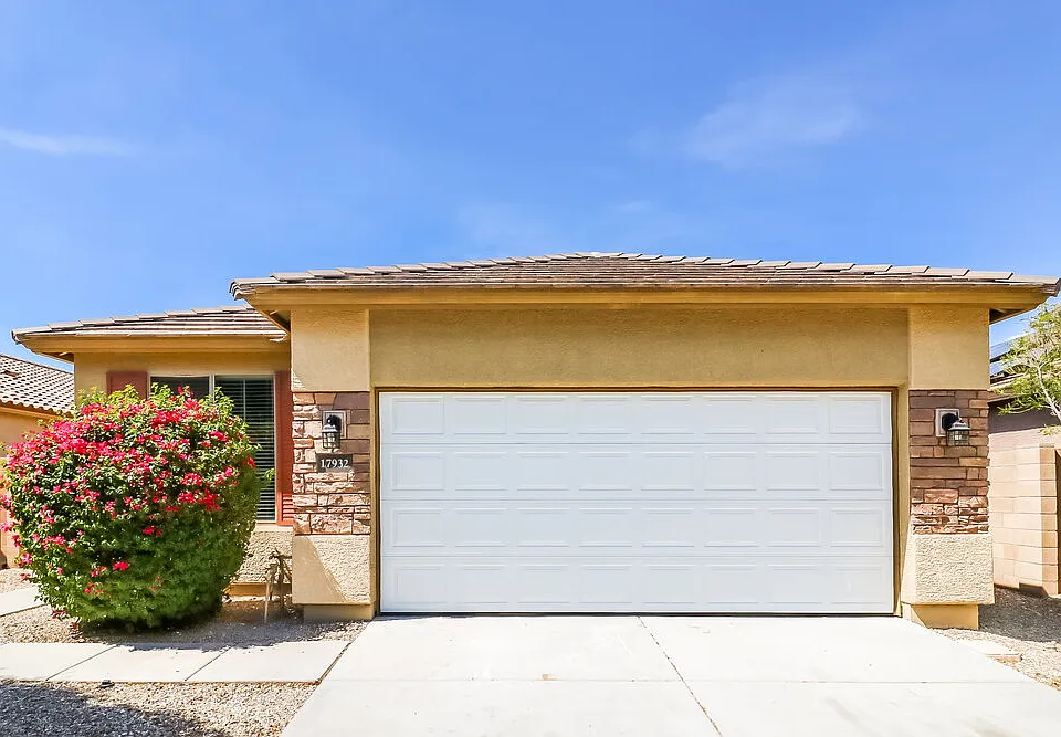 17932 W Vogel Ave