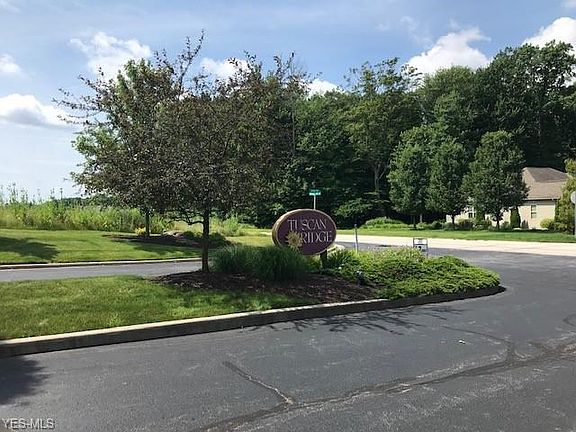 4th image of 522 Robinwood Ln #522A