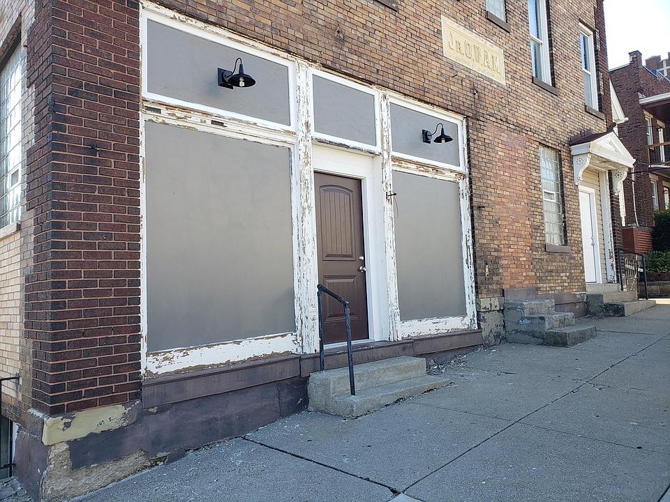 Front door, with large entry