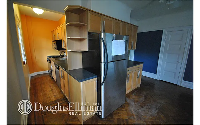 Rented by Douglas Elliman | media 17