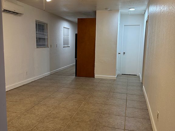 4th image of 2720 NW 13th St #3