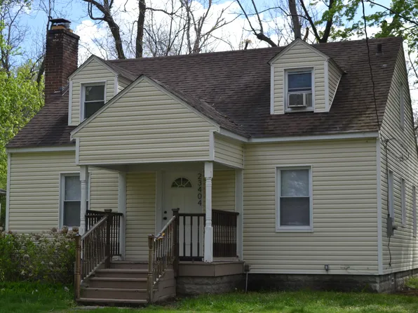 23404 Plum Hollow St, Southfield, MI 48033
