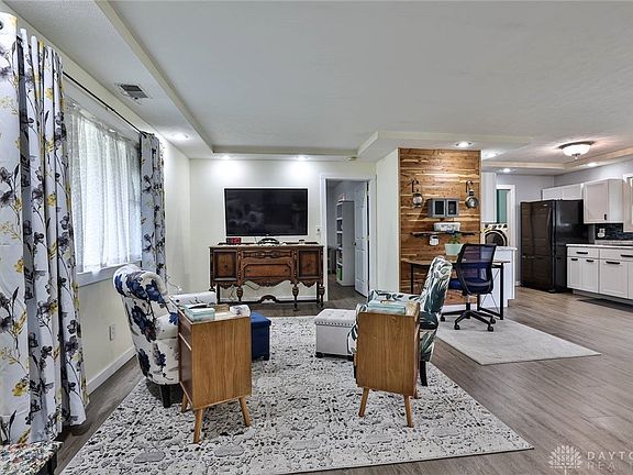 5th image of 106 Nikki Ln