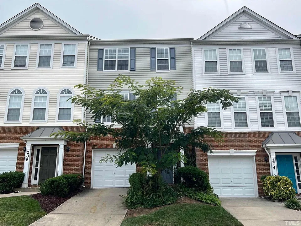206 Great Ridge Ct