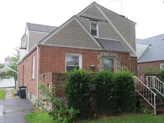 3rd image of 11942 224th St