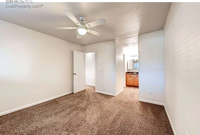 695 Manhattan Dr — Photo 6