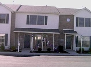 1824 Beach Ct, Crown Point, IN 46307