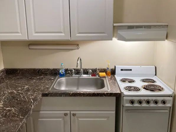 3719 SouthPark, 3719 N Southport Ave APT 215, Chicago, IL 60613
