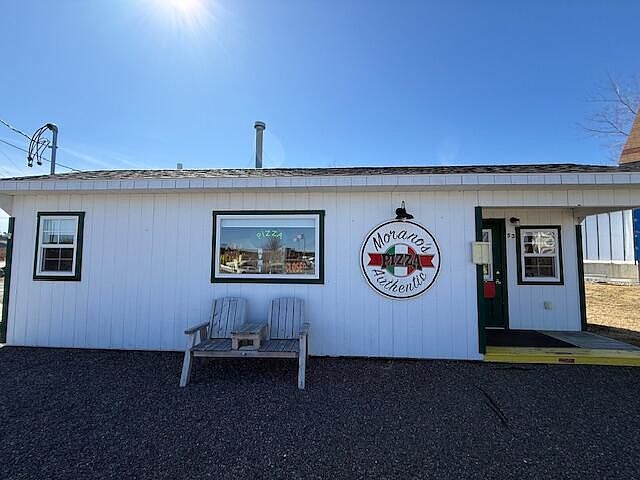 1st image of 53 Pleasant Street