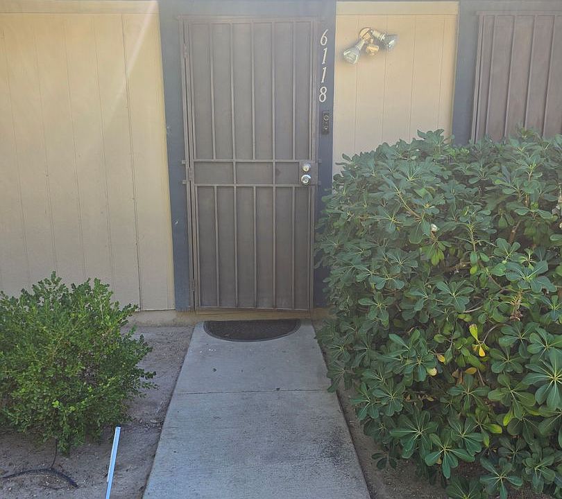 1st image of 6118 Meadowhaven Ln