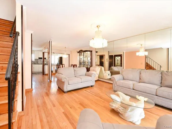 153-15 79th Avenue image 14 of 28