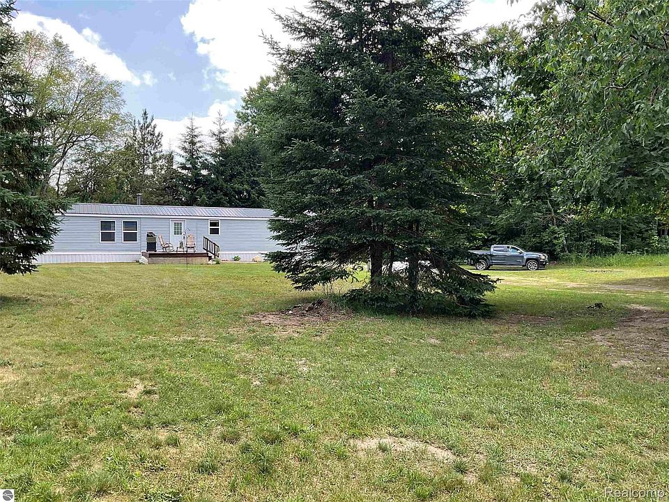 1st image of 10694 Freeman Rd