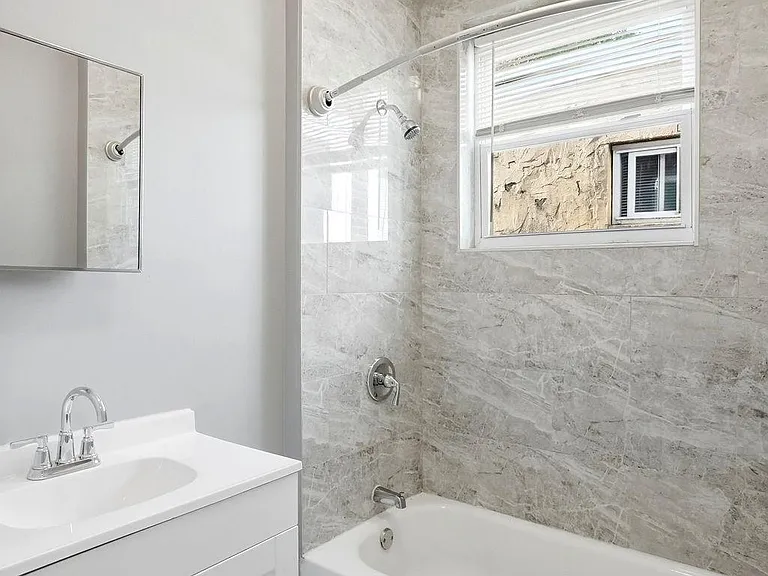 1631 S Etting St — Photo 18