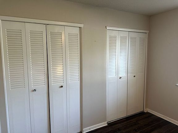 3rd image of 6001 Barton Dr