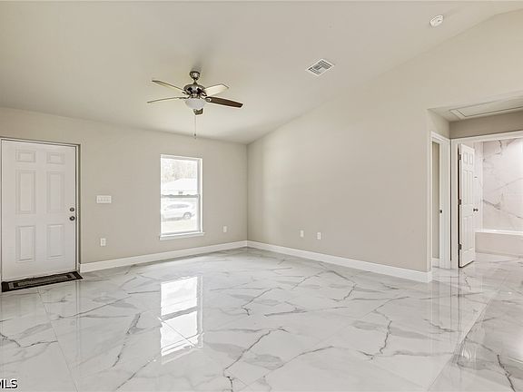 4th image of 128 Sanborn Dr