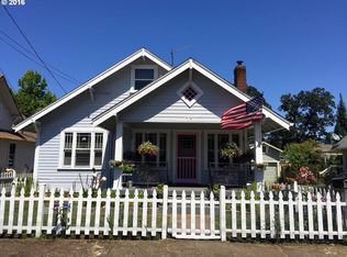 1250 E Jefferson Ave, Cottage Grove, OR 97424