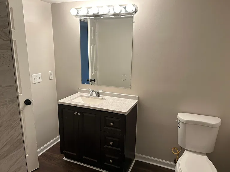 448 Grand Ave #2 — Photo 6