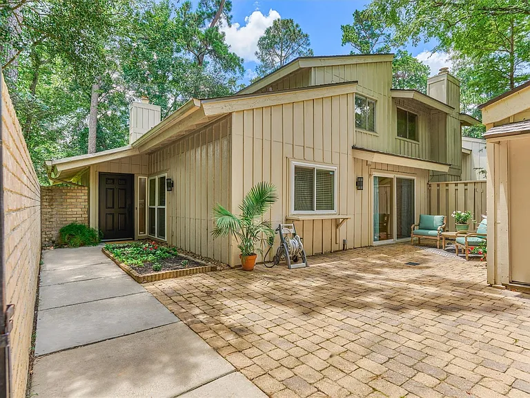 2351 W Settlers Way — Photo 4