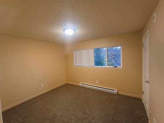 4th image of 236 Pearl St APT 10
