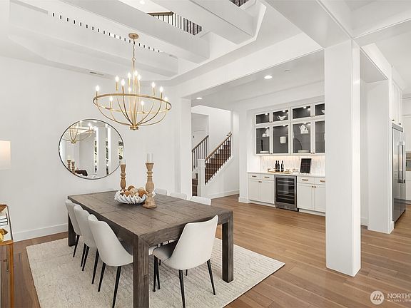 5th image of 15810 NE 49th Street