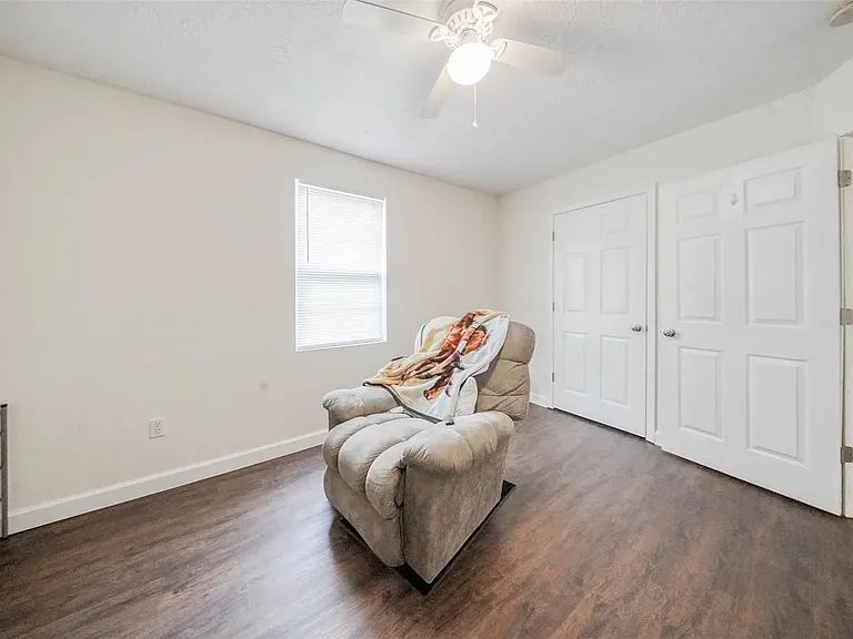 840 Herndon Rd — Photo 12