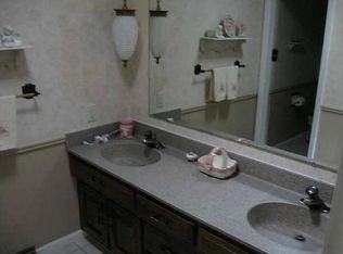 790 Brookview Dr, Greenwood, IN 46142