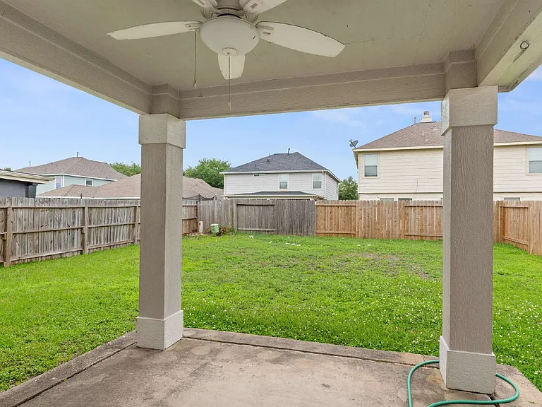 18226 Fair Grange Ln — Photo 3