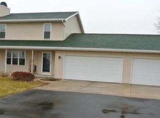 3940 Champeau Rd, New Franken, WI 54229