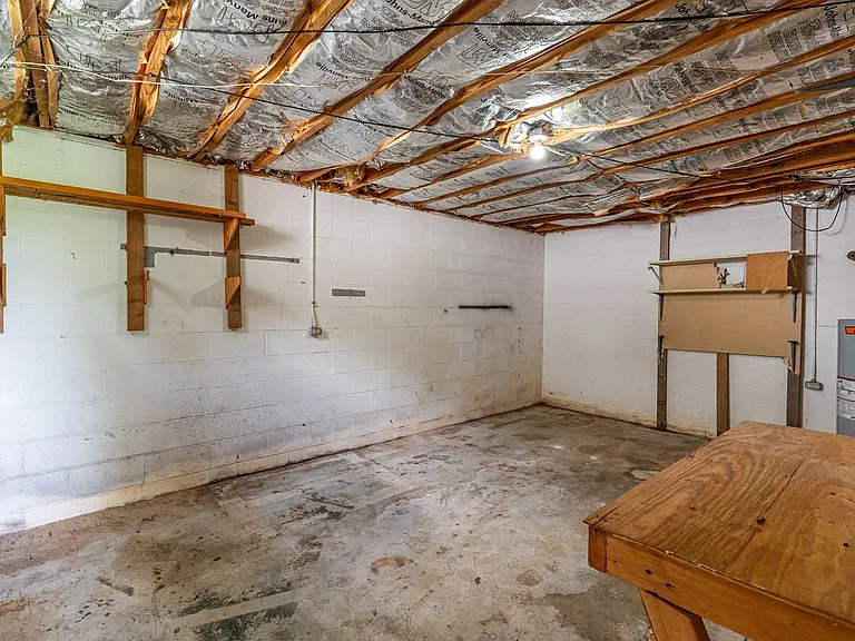 2689 Old Richmond Rd — Photo 14