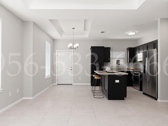 4th image of 608 E Chapin St
