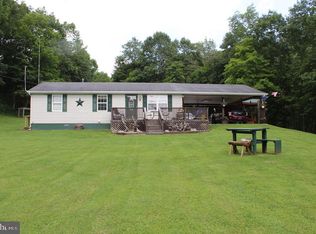23 Elklick Rd, Seneca Rocks, WV 26884