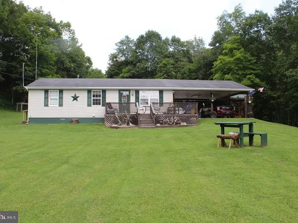 23 Elklick Rd, Seneca Rocks, WV 26884