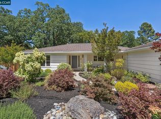 4 Crest Rd, Lafayette, CA 94549